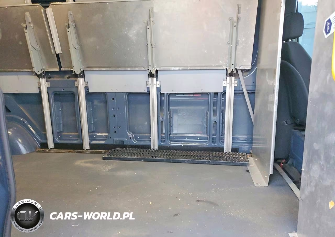 2019 Mercedes-Benz Sprinter 2500-3500 Delivery Van VIN:WD4PF1CD0KP134220 - 11