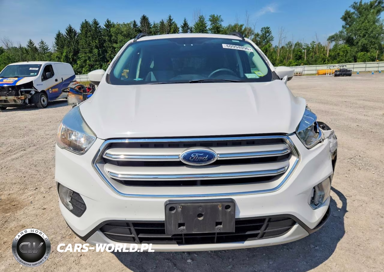 2018 Ford Escape Se VIN:1FMCU9GD1JUA81143 - 5