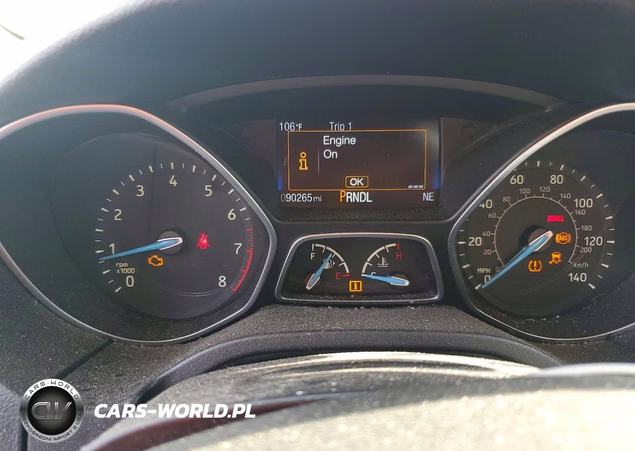 2017 Ford Focus Se VIN:1FADP3K27HL215811 - 9