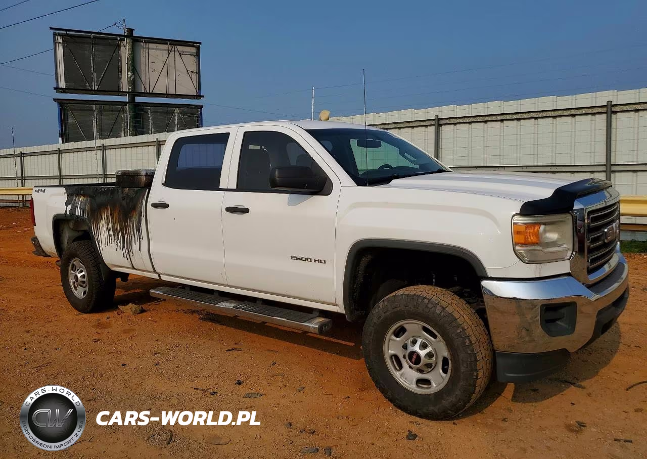 2015 GMC Sierra K2500 Heavy Duty VIN:1GT12XEG1FF557194 - 4