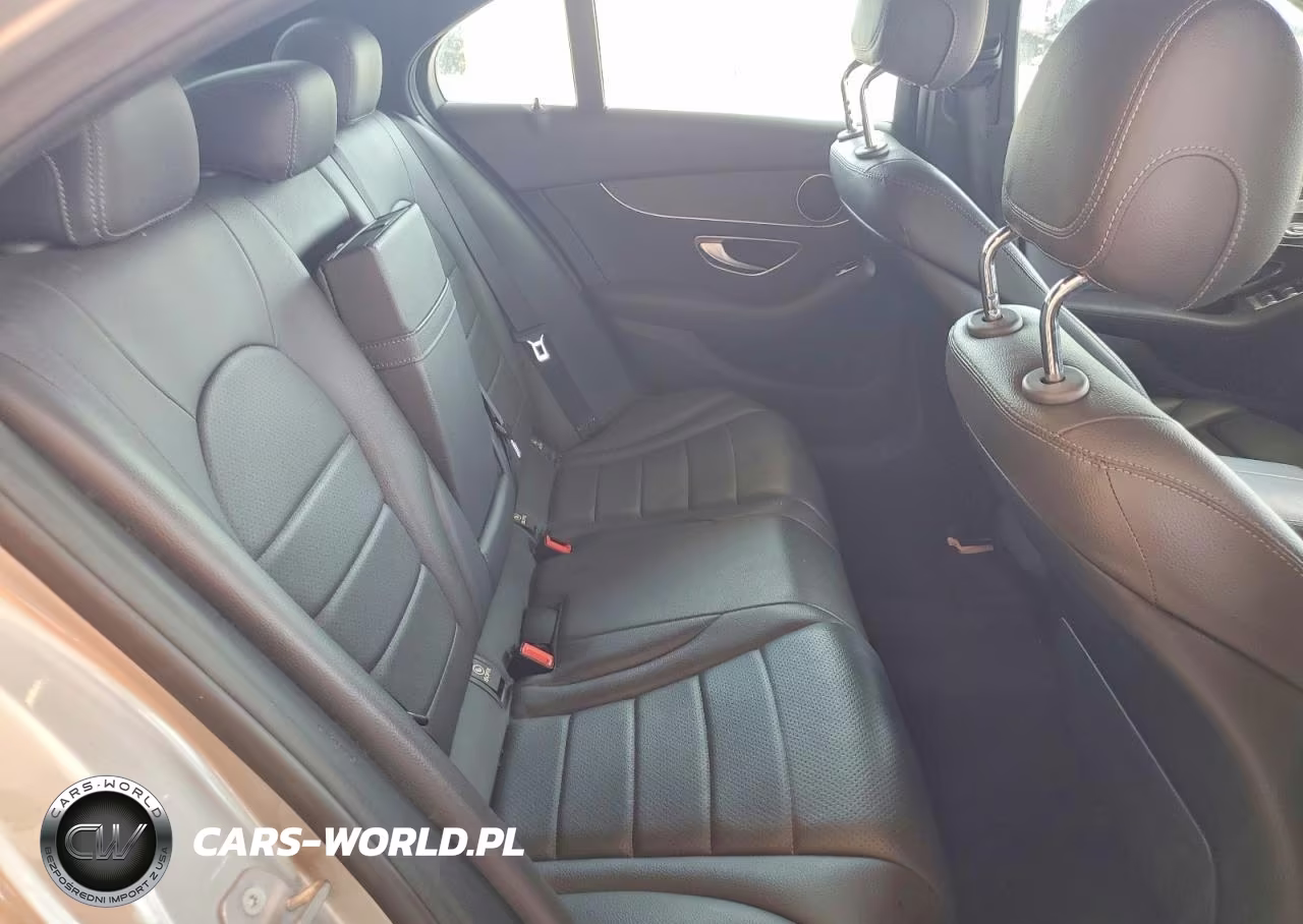 2019 Mercedes-Benz C 300 VIN:55SWF8DBXKU283125 - 10