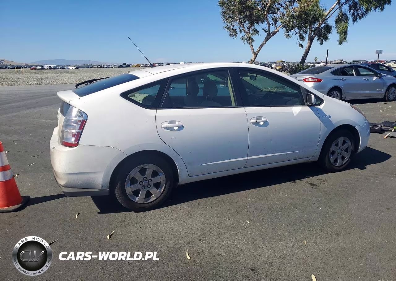 2009 Toyota Prius Base VIN:JTDKB20U193516607 - 3