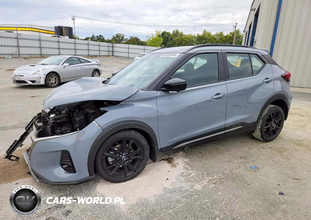 2023 Nissan Kicks Sr – zdjęcie 1 z 13