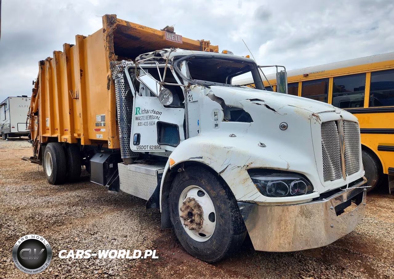 2010 Kenworth T370 Refuse Truck VIN:3BKHHM7X6AF274379 - 4
