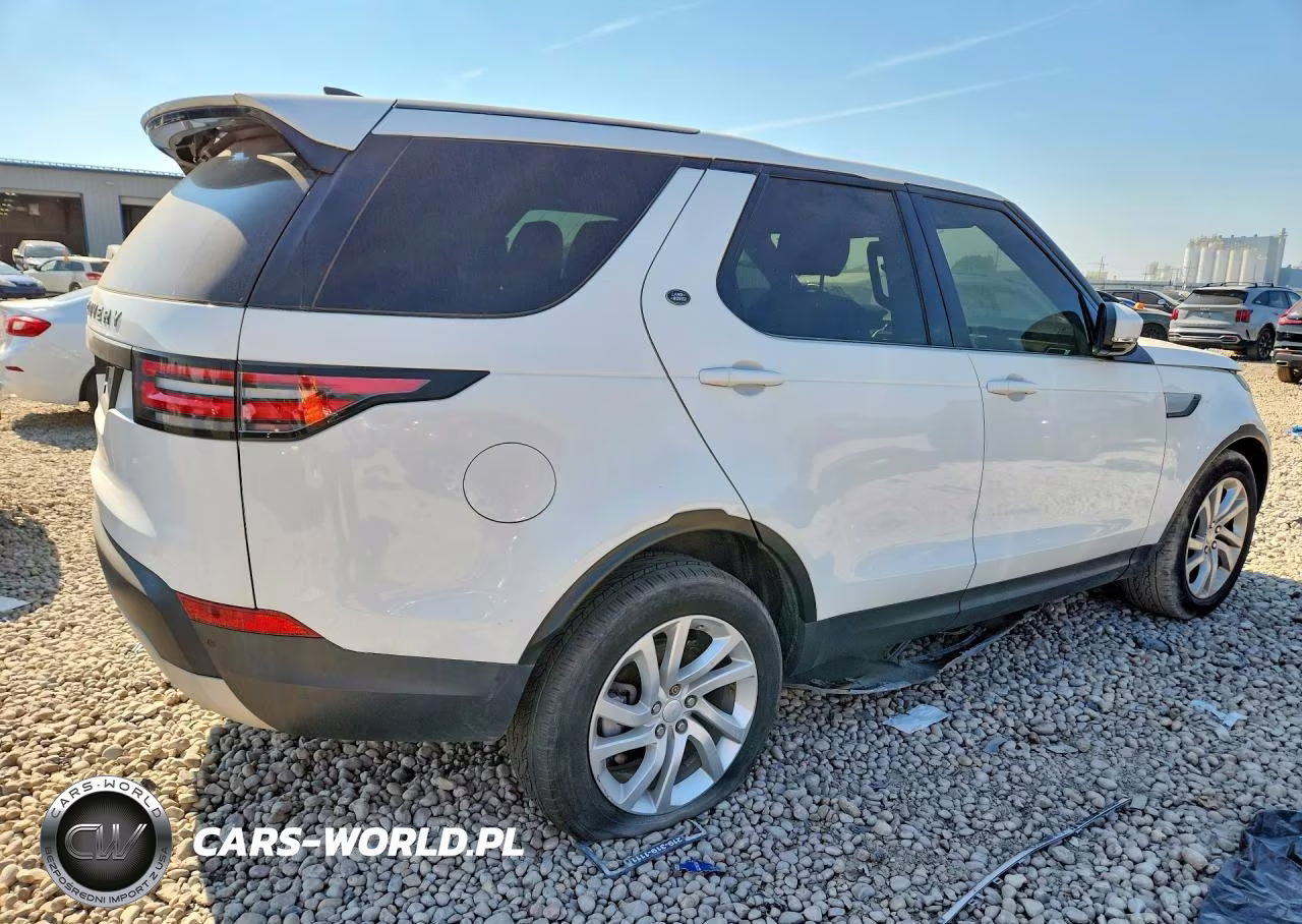 2018 Land Rover Discovery Hse VIN:SALRR2RK9JA047755 - 3