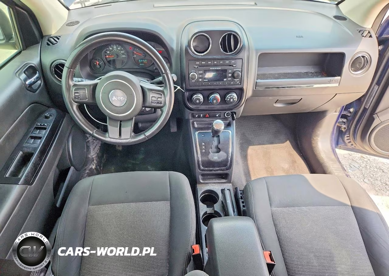2013 Jeep Compass Latitude VIN:1C4NJDEB9DD158484 - 8