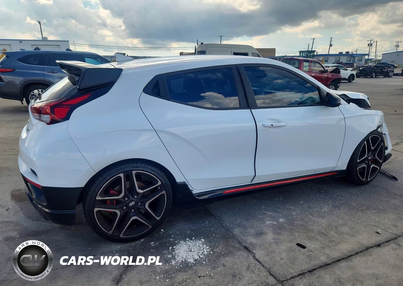 2022 Hyundai Veloster N Base VIN:KMHT36AH2NU013842 - 3