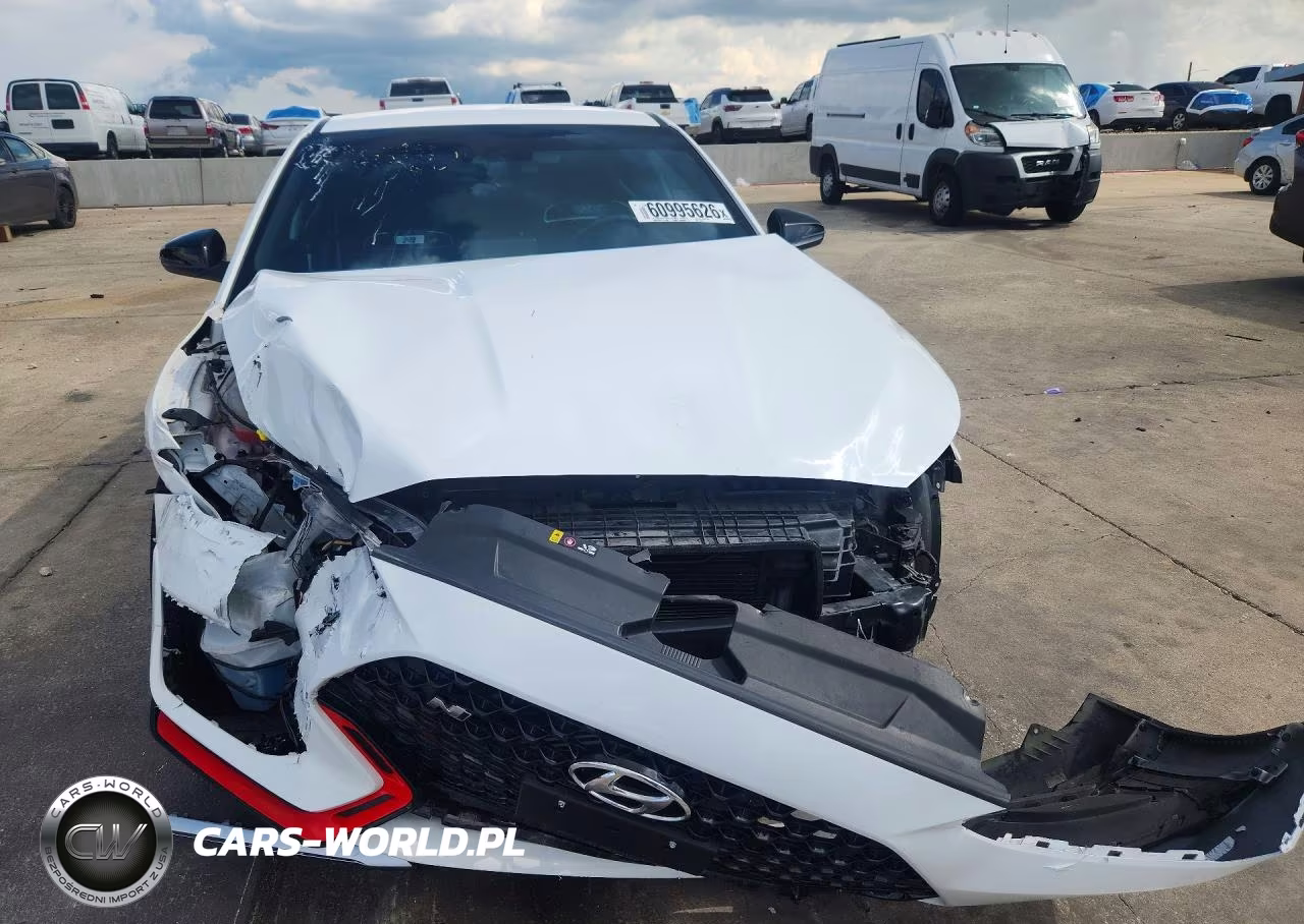 2022 Hyundai Veloster N Base VIN:KMHT36AH2NU013842 - 5