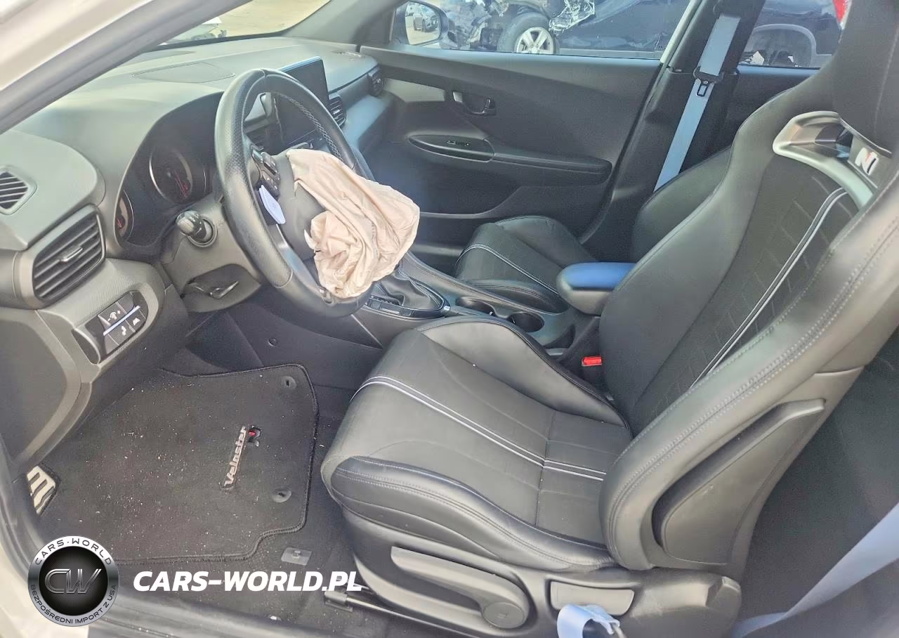 2022 Hyundai Veloster N Base VIN:KMHT36AH2NU013842 - 7
