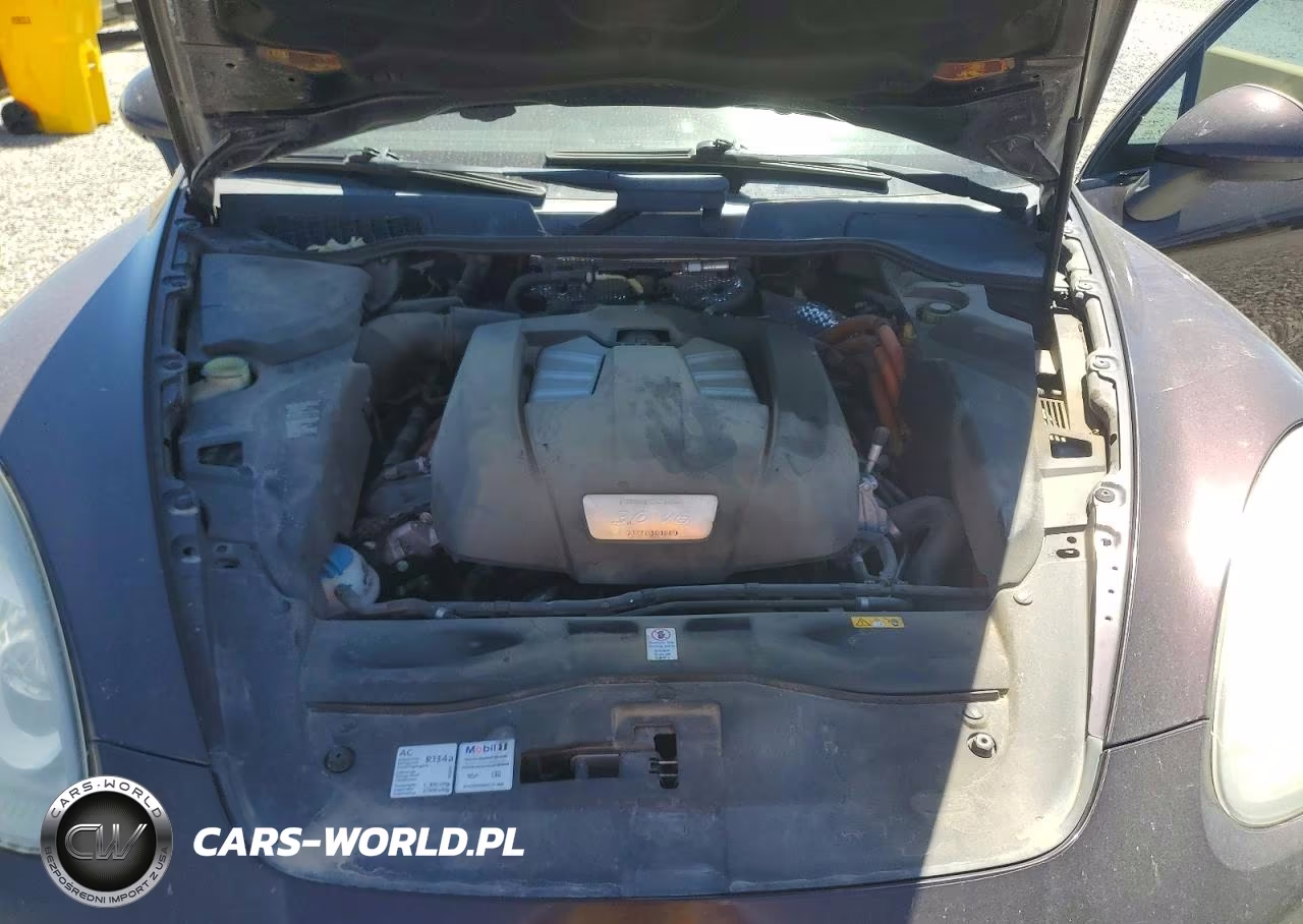 2012 Porsche Cayenne S Hybrid VIN:WP1AE2A21CLA90469 - 12