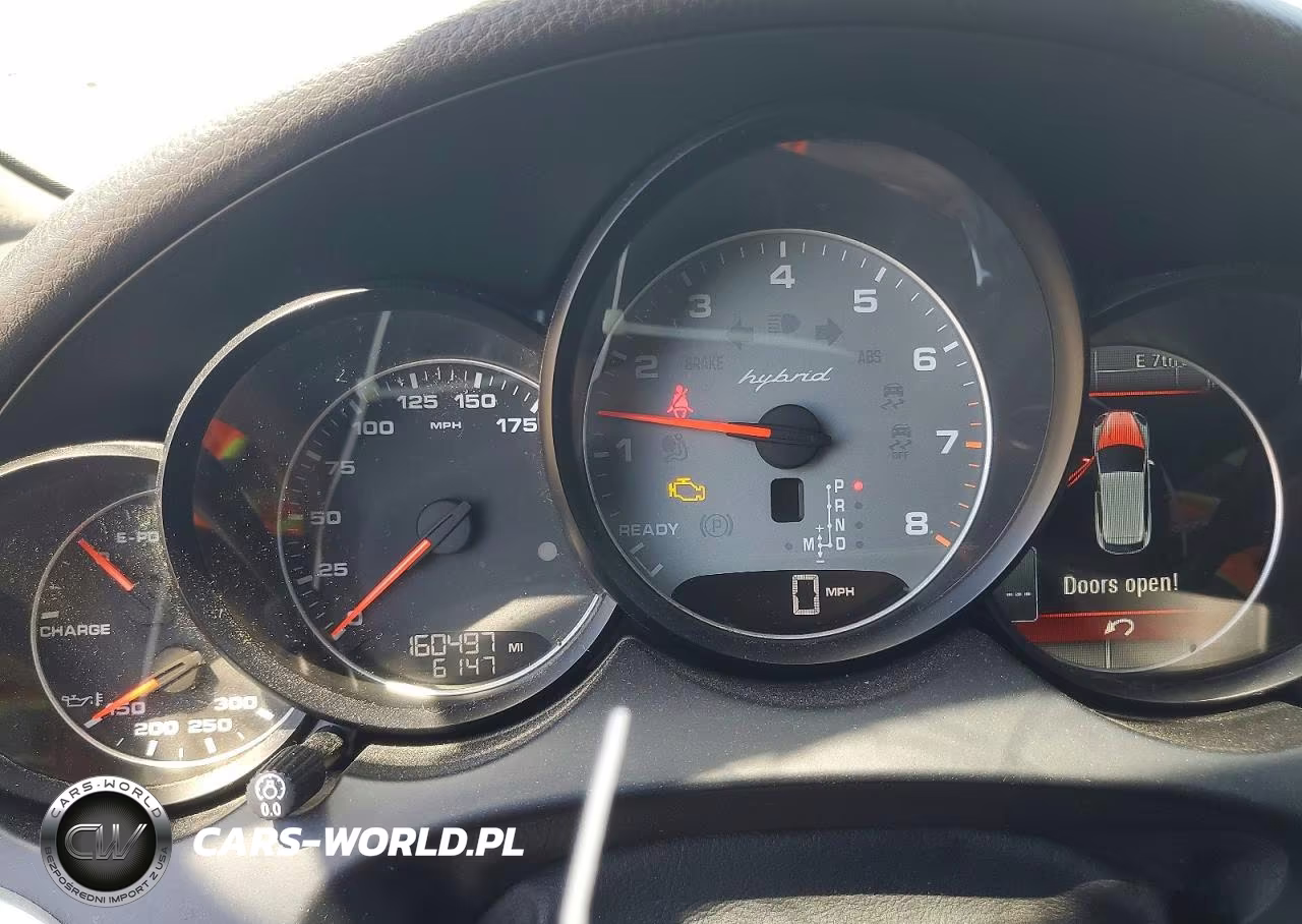 2012 Porsche Cayenne S Hybrid VIN:WP1AE2A21CLA90469 - 9