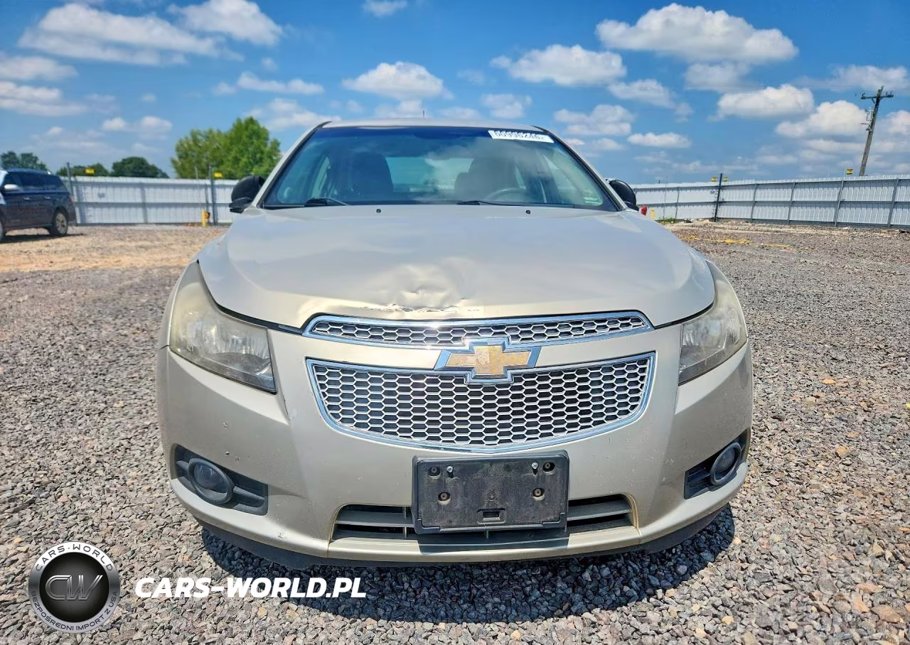 2012 Chevrolet Cruze Ls VIN:1G1PC5SH4C7208568 - 5