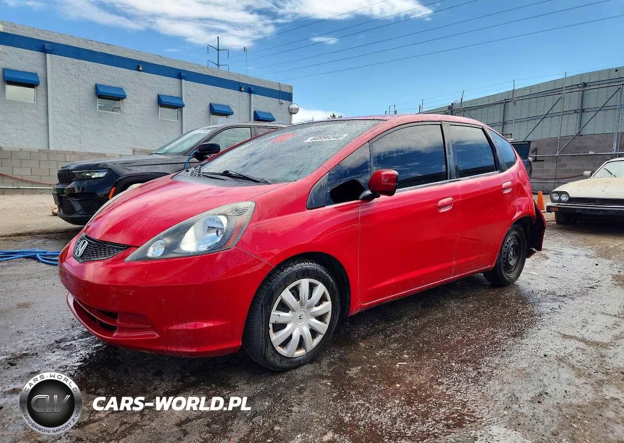 2013 Honda Fit VIN:JHMGE8H39DC021171 - 1