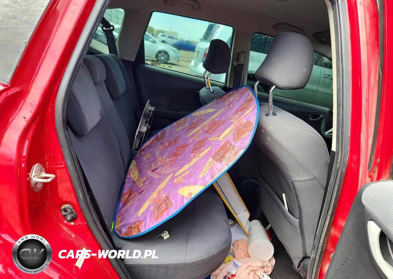 2013 Honda Fit VIN:JHMGE8H39DC021171 - 10