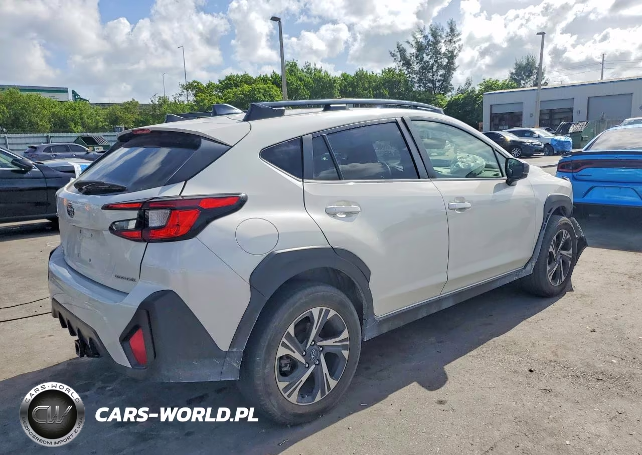 2024 Subaru Crosstrek Premium VIN:JF2GUADC2R8237022 - 3