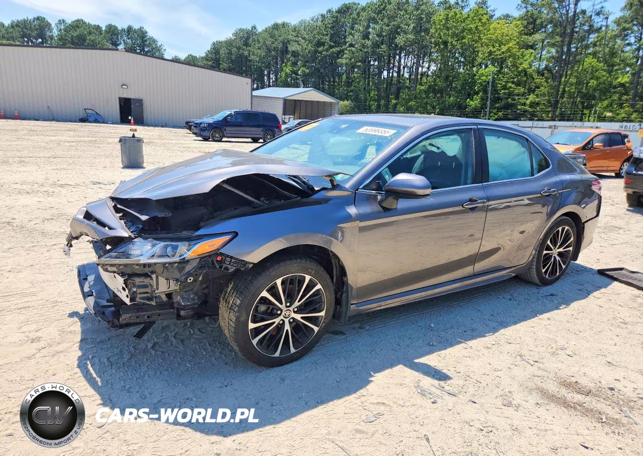 2020 Toyota Camry Se – zdjęcie 1 z 12