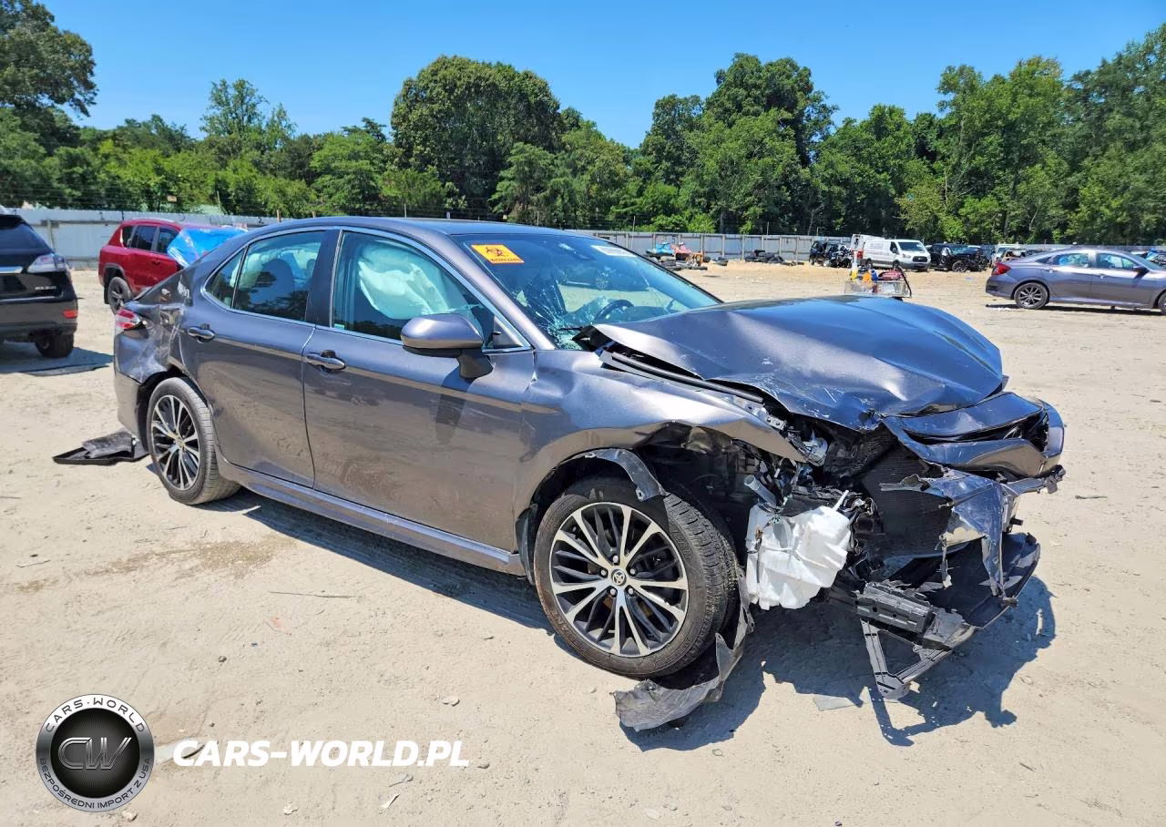 2020 Toyota Camry Se VIN:4T1G11AK8LU508954 - 4