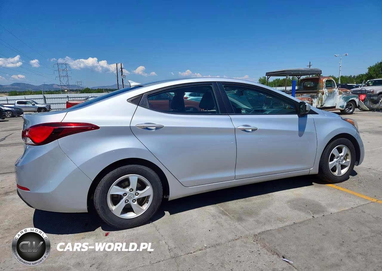 2014 Hyundai Elantra Se VIN:5NPDH4AEXEH526500 - 3