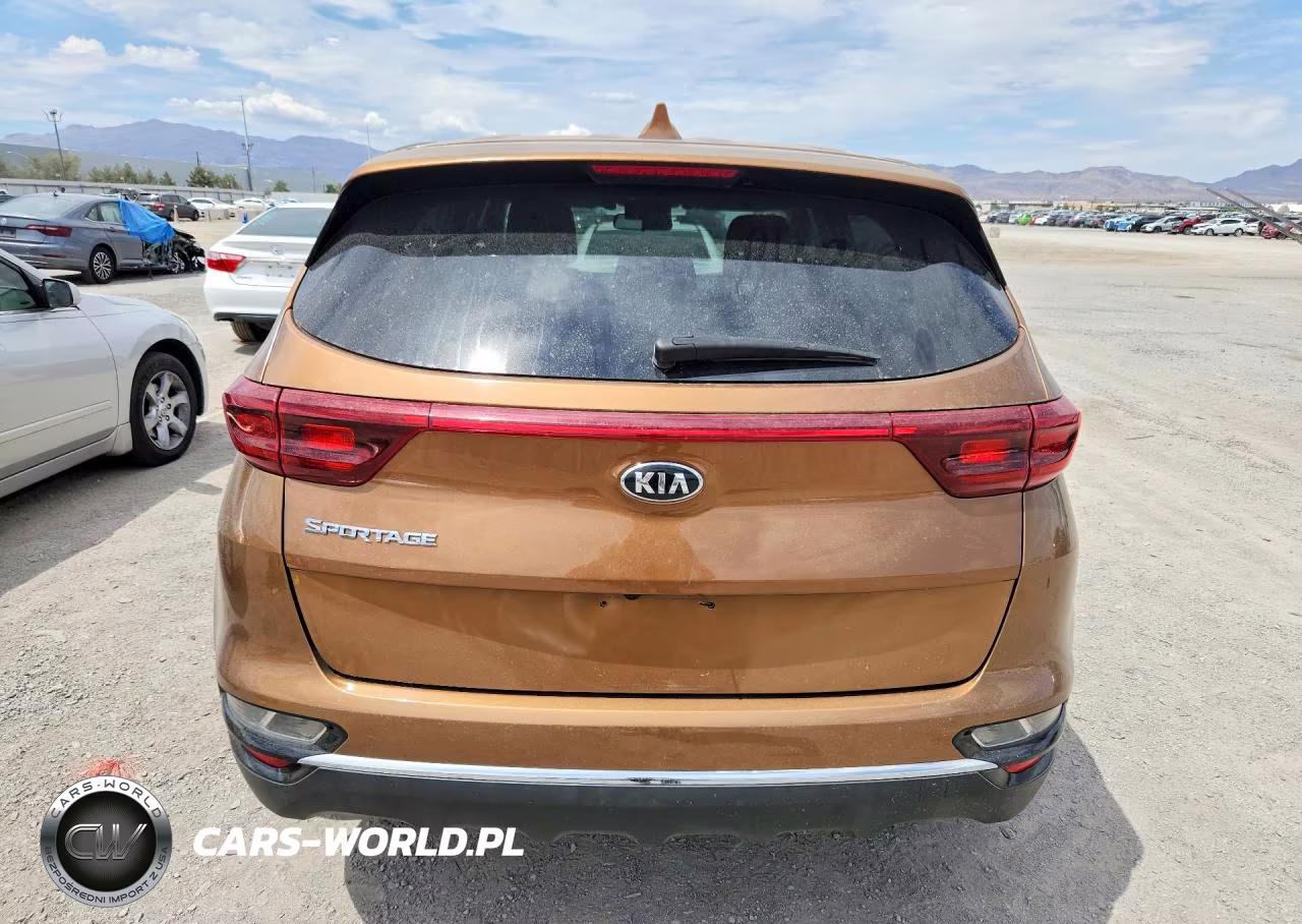 2021 Kia Sportage VIN:KNDPM3AC8M7861940 - 6