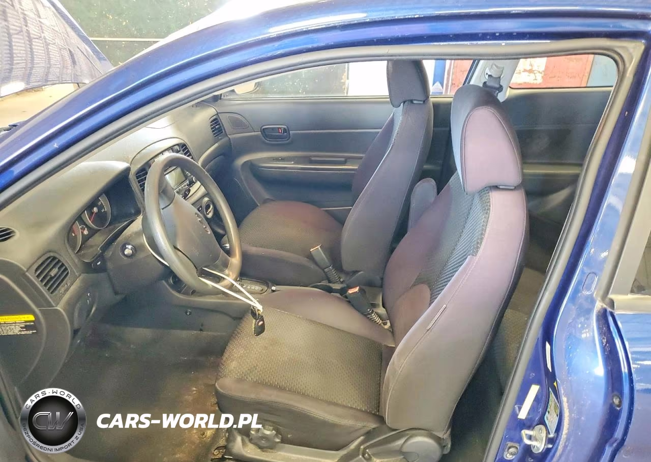 2010 Hyundai Accent Gs VIN:KMHCM3AC3AU158124 - 7