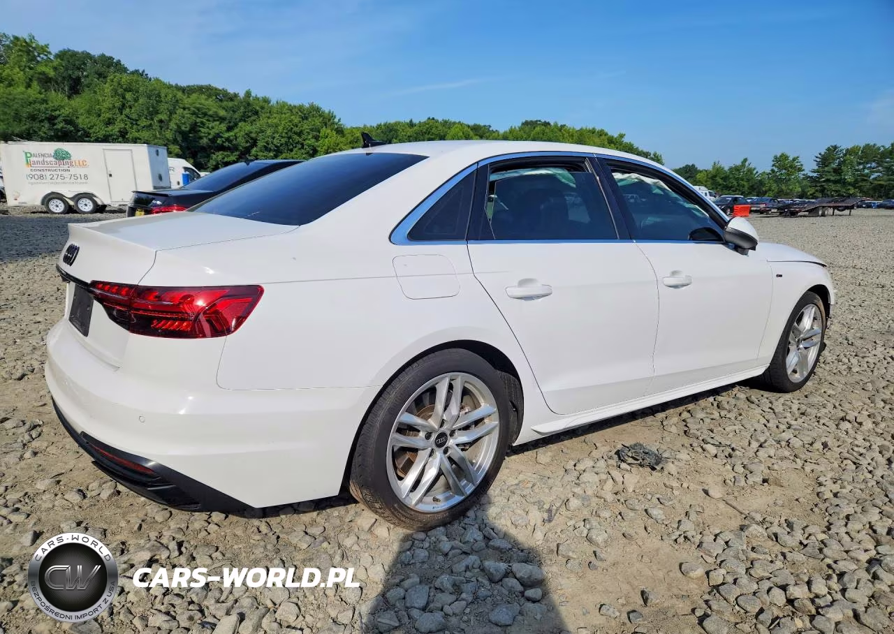 2024 Audi A4 Premium 45 VIN:WAUDAAF45RN000281 - 3