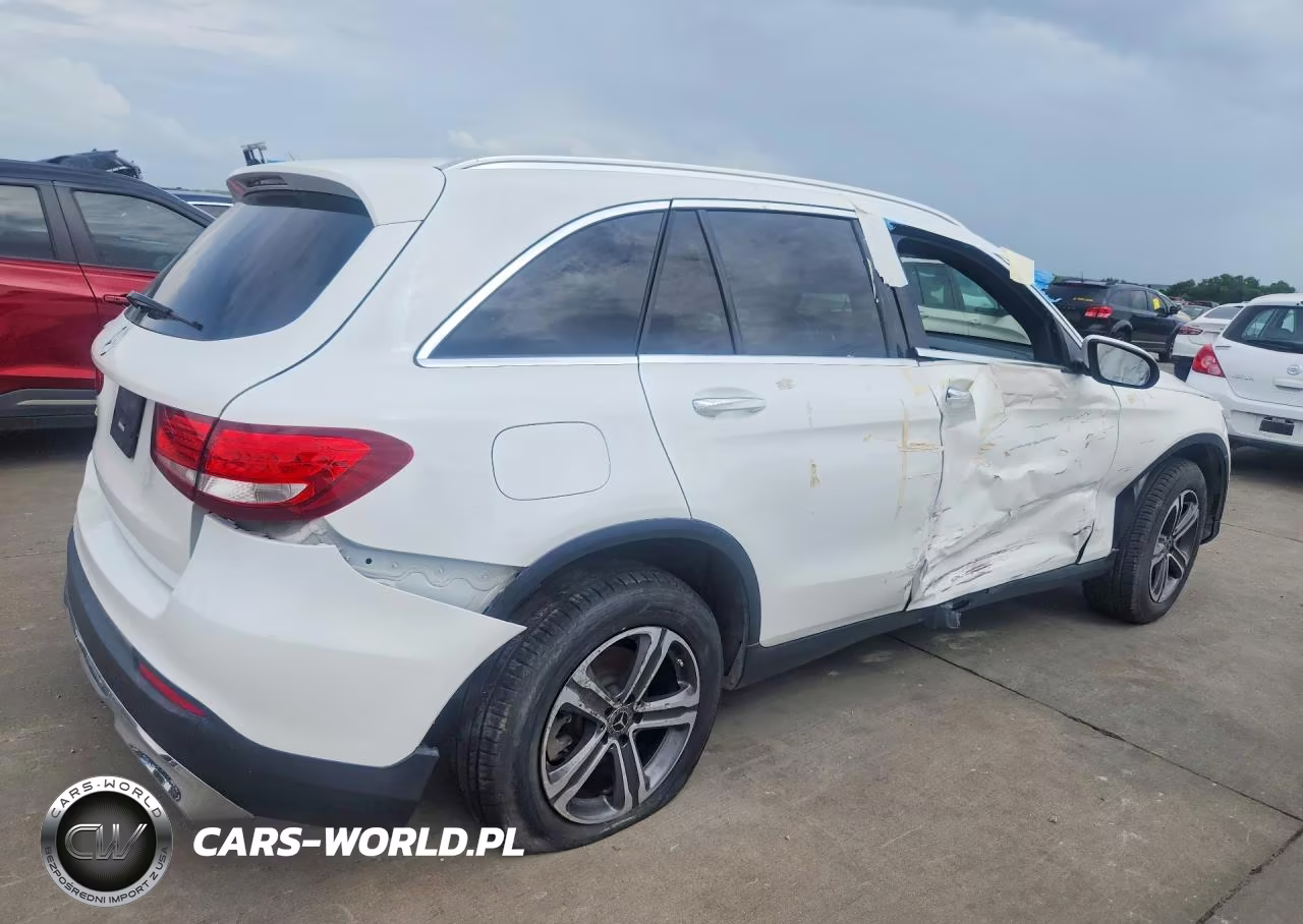 2017 Mercedes-Benz Glc 300 VIN:WDC0G4JB6HF132895 - 3
