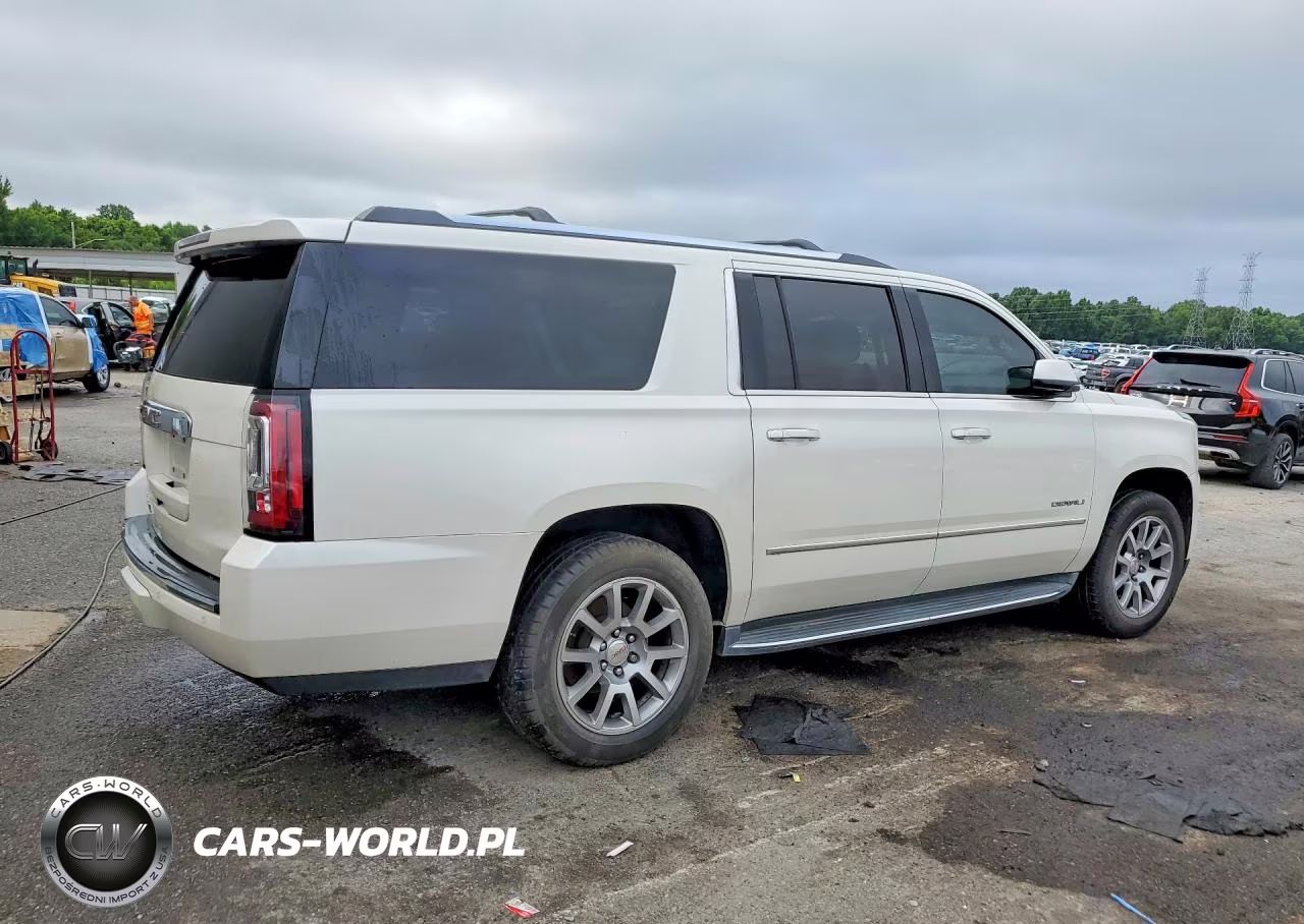 2015 GMC Yukon Xl Denali VIN:1GKS2JKJ2FR711156 - 3