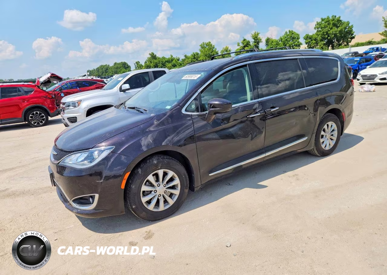 2018 Chrysler Pacifica Touring L
