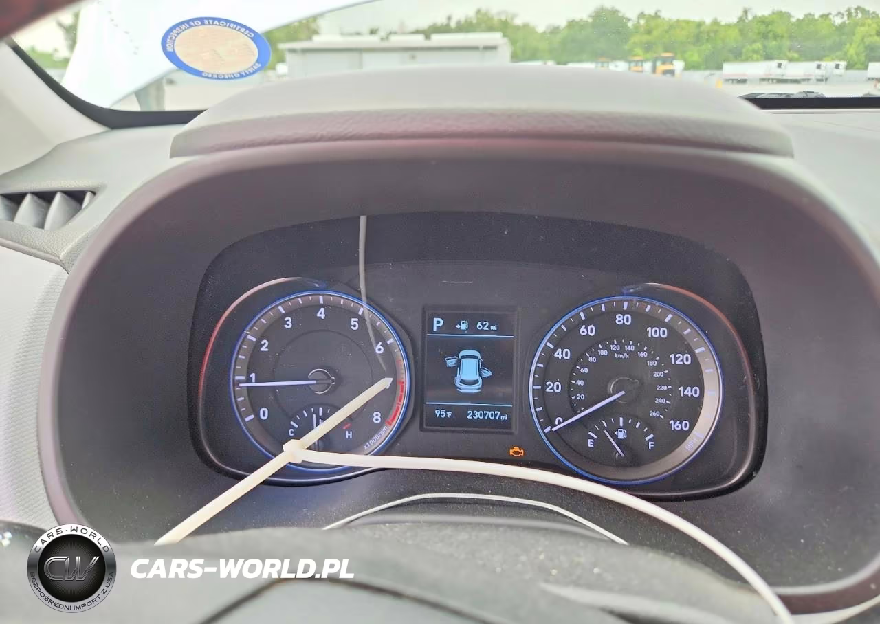 2018 Hyundai Kona Limited VIN:KM8K33A56JU076811 - 9