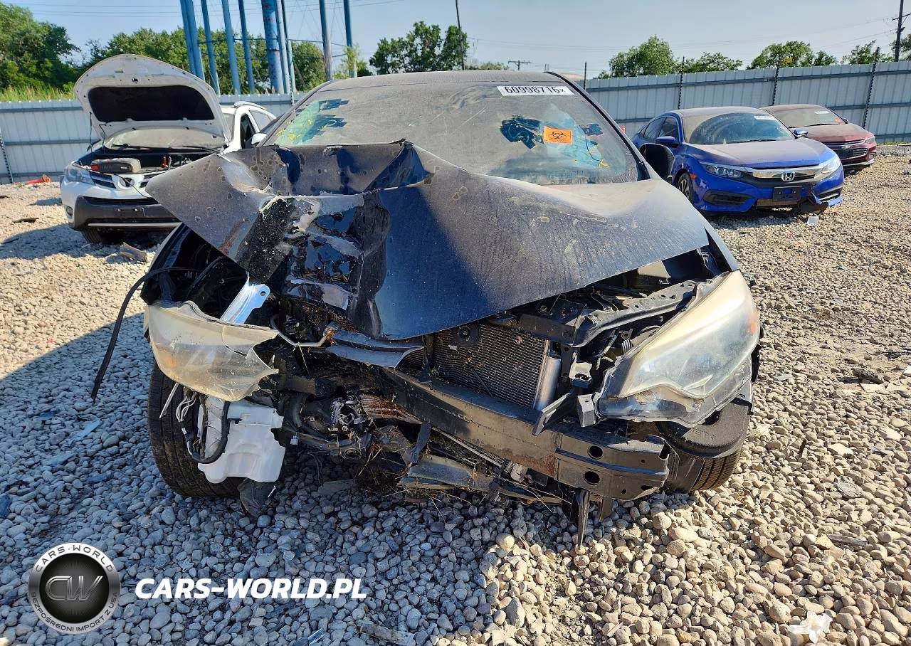 2015 Toyota Corolla Le VIN:2T1BURHE5FC366228 - 5