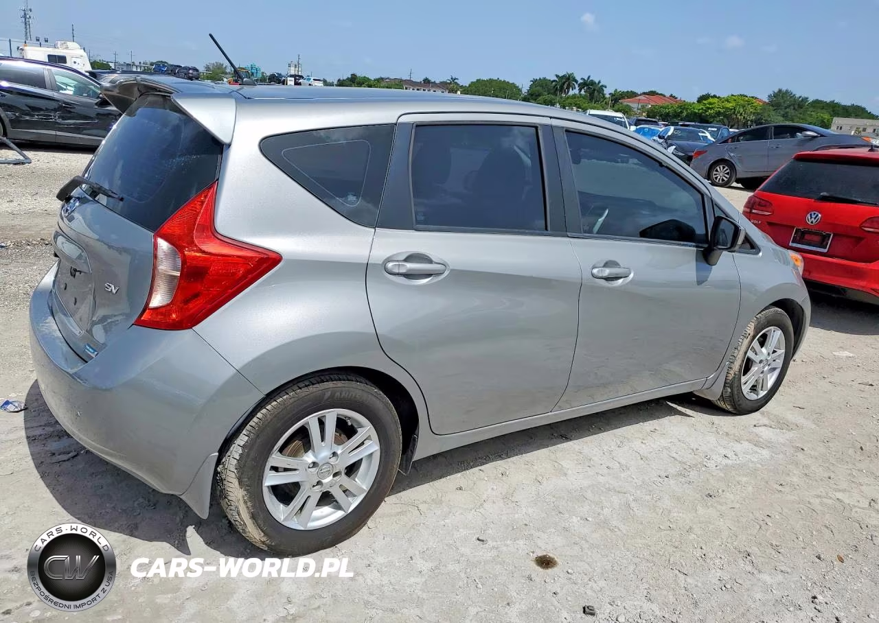 2014 Nissan Versa Note S VIN:3N1CE2CP5EL381022 - 3