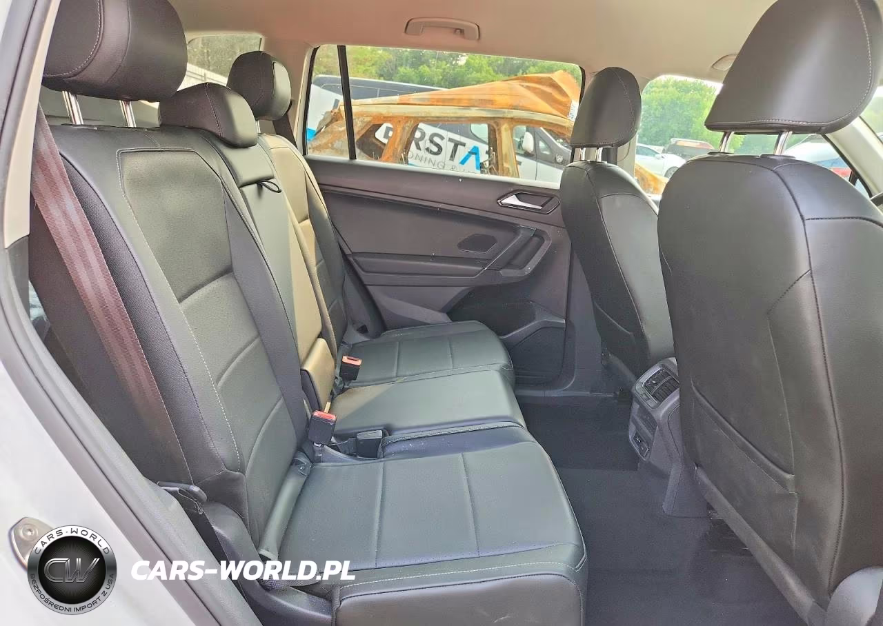 2018 Volkswagen Tiguan Se VIN:3VV2B7AX8JM161266 - 11