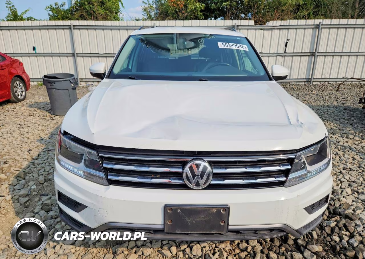 2018 Volkswagen Tiguan Se VIN:3VV2B7AX8JM161266 - 5