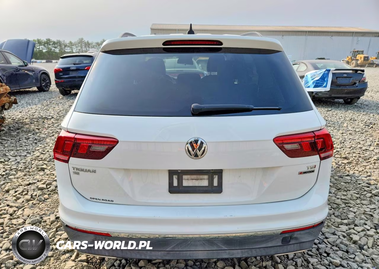 2018 Volkswagen Tiguan Se VIN:3VV2B7AX8JM161266 - 6