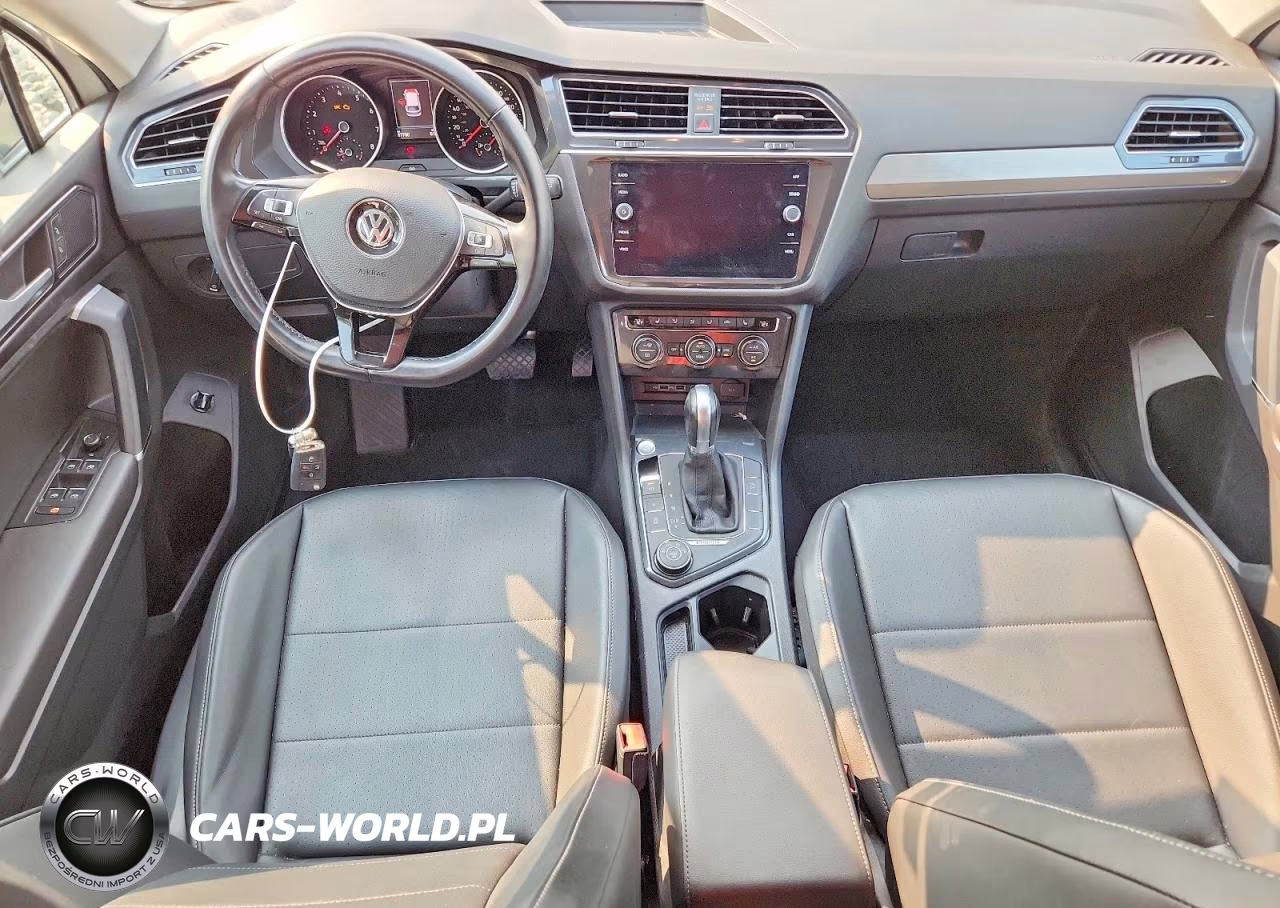 2018 Volkswagen Tiguan Se VIN:3VV2B7AX8JM161266 - 8