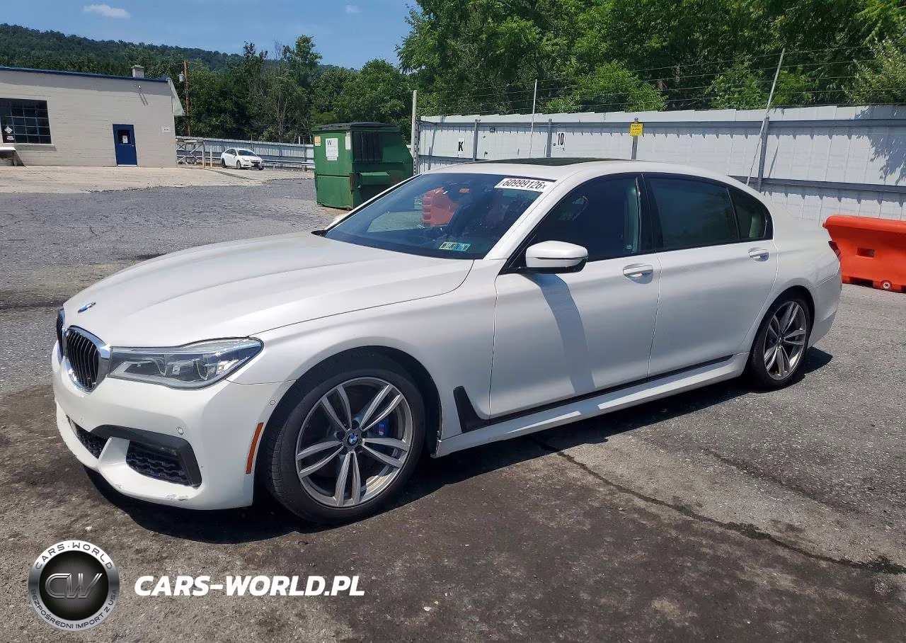 2016 BMW 750 Xi
