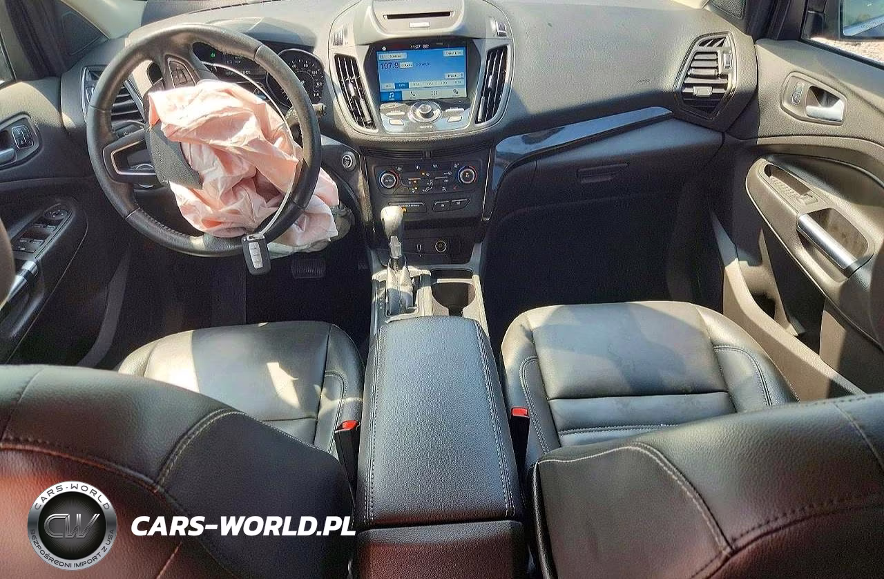 2017 Ford Escape Titanium VIN:1FMCU0JD1HUD74801 - 8