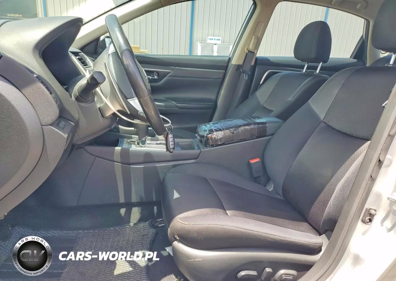 2017 Nissan Altima 2.5 Sr VIN:1N4AL3AP5HC245742 - 7