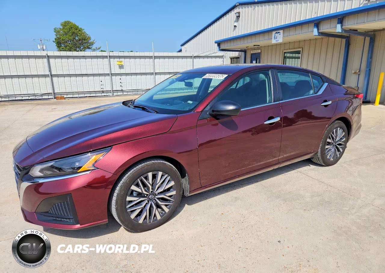 2025 Nissan Altima Sv – zdjęcie 1 z 12