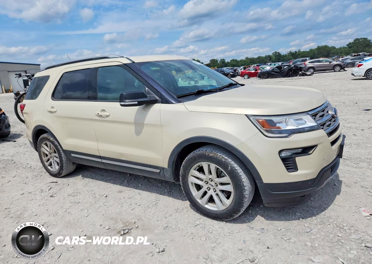 2018 Ford Explorer Xlt VIN:1FM5K8D83JGB94106 - 4