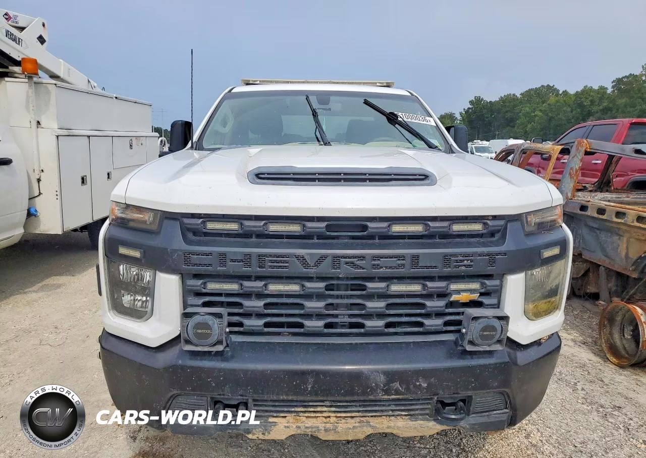 2021 Chevrolet Silverado C2500 Heavy Duty VIN:1GC4WLE76MF190073 - 5