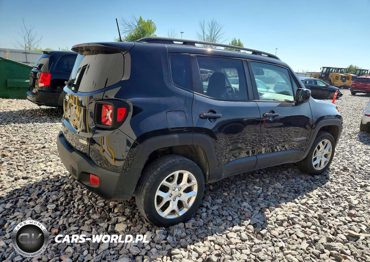 2018 Jeep Renegade Latitude VIN:ZACCJBBB0JPH74412 - 3