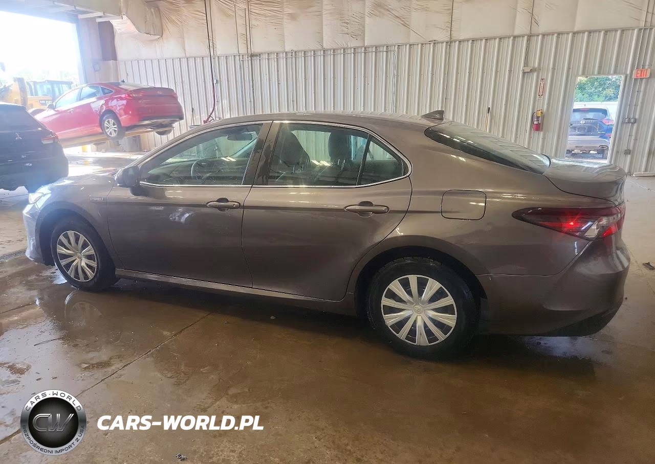 2021 Toyota Camry Le VIN:4T1C31AK7MU564085 - 2