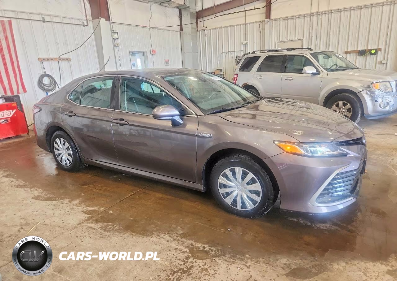2021 Toyota Camry Le VIN:4T1C31AK7MU564085 - 4