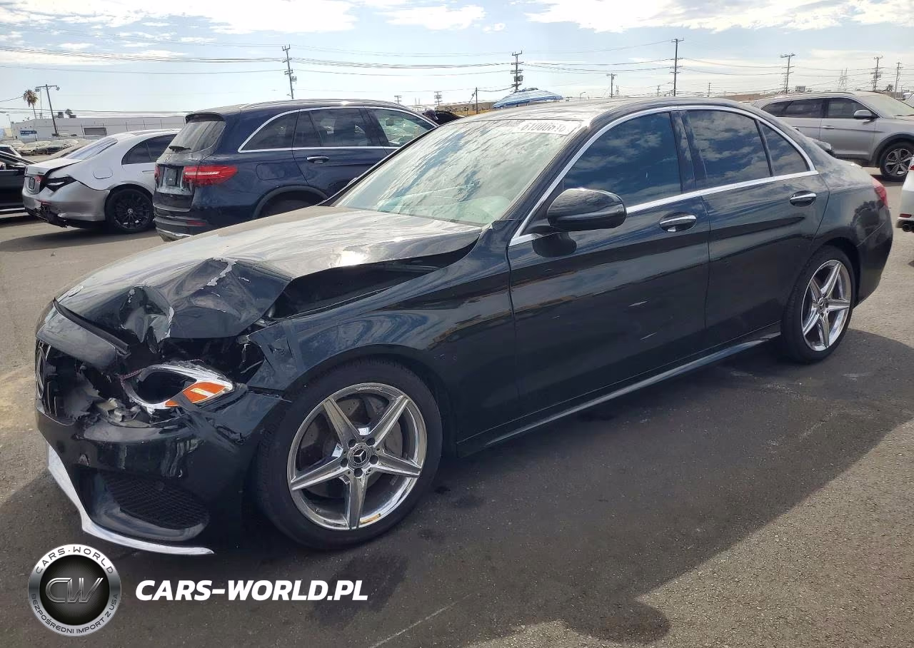2018 Mercedes-Benz C 300 – zdjęcie 1 z 12