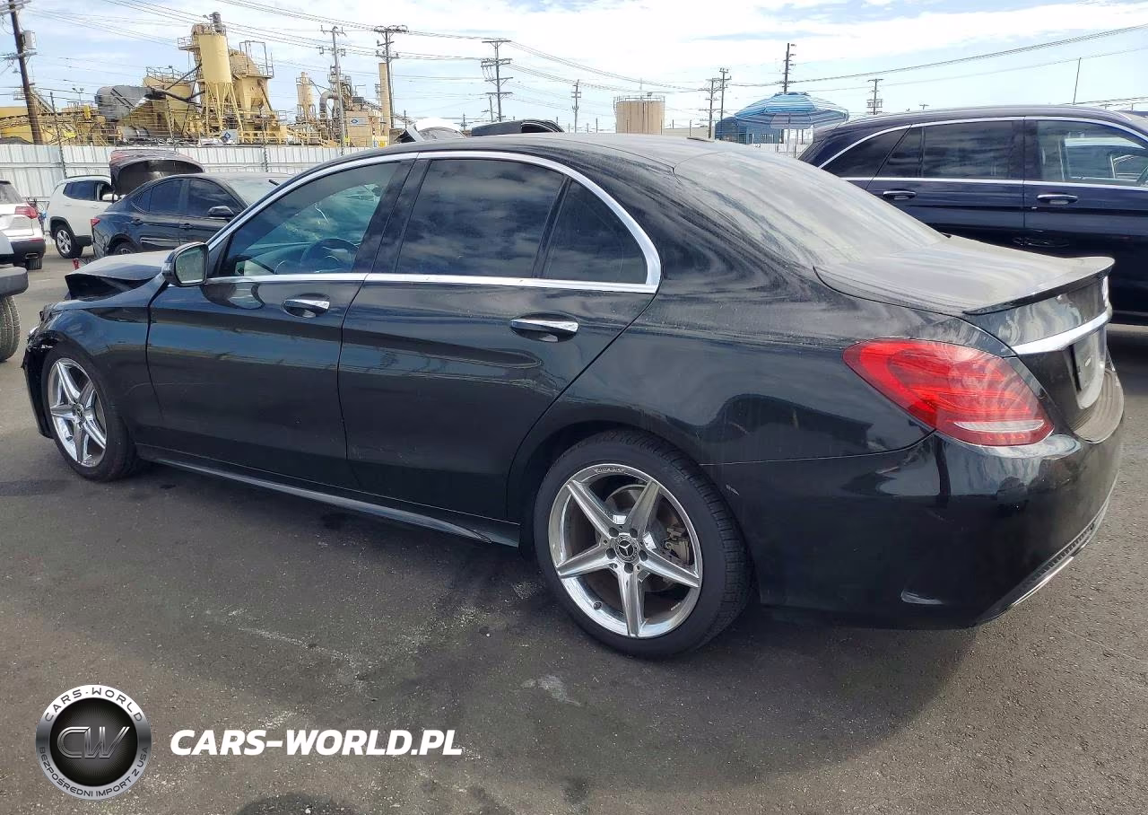 2018 Mercedes-Benz C 300 VIN:55SWF4JB0JU264031 - 2