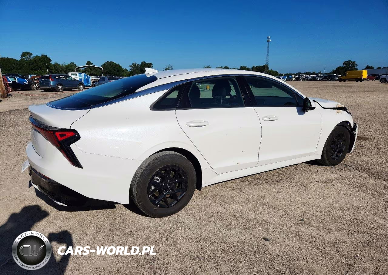 2026 Kia K5 Lxs VIN:KNAG24J70T5443345 - 3