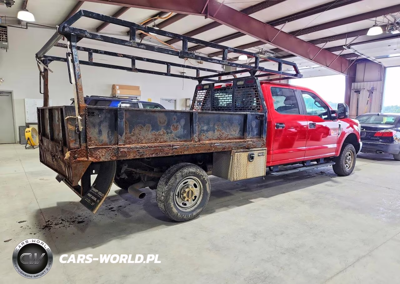 2019 Ford F350 Super Duty Dump Truck VIN:1FD7W3F65KEE06125 - 3