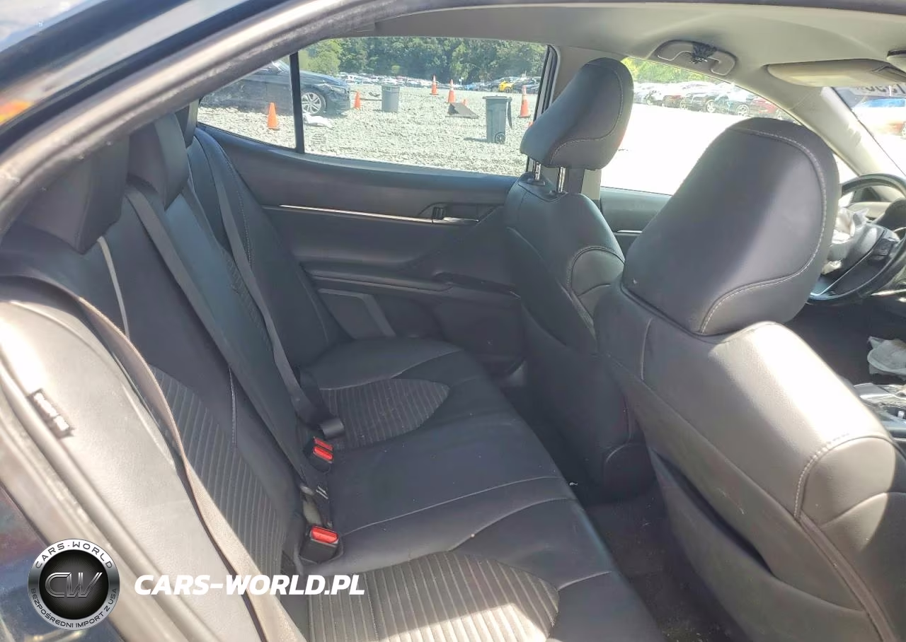 2019 Toyota Camry Se VIN:4T1B11HK2KU708260 - 10