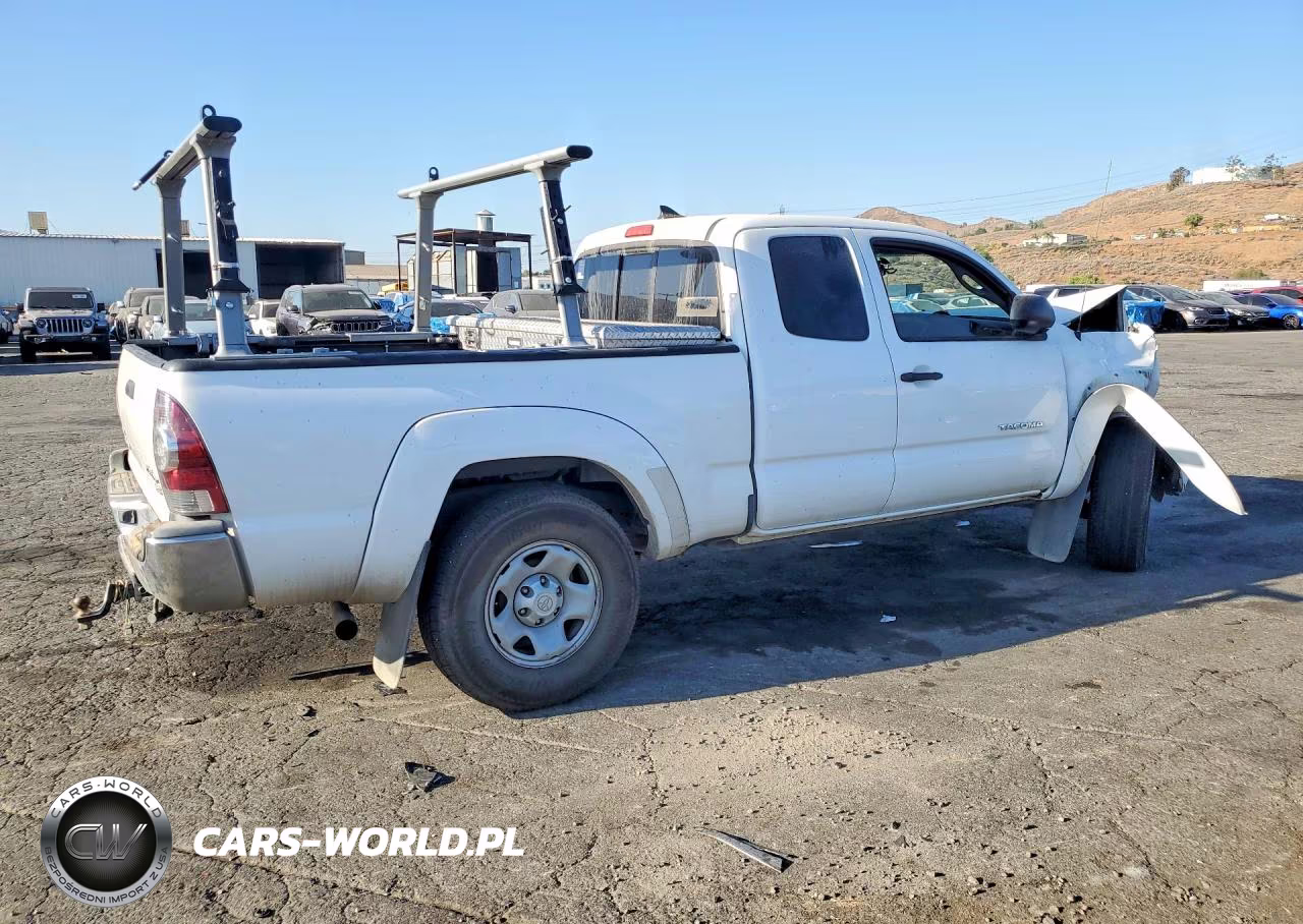2014 Toyota Tacoma Prerunner Access Cab VIN:5TFTX4GN2EX036983 - 3
